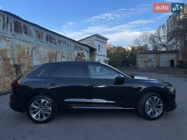 Ауди E-Tron 2020 в Виннице на Automoto.ua Черный Ауди E-Tron, объемом двигателя 0 л и пробегом 119 тыс. км за 28400 $, фото 6 на Automoto.ua