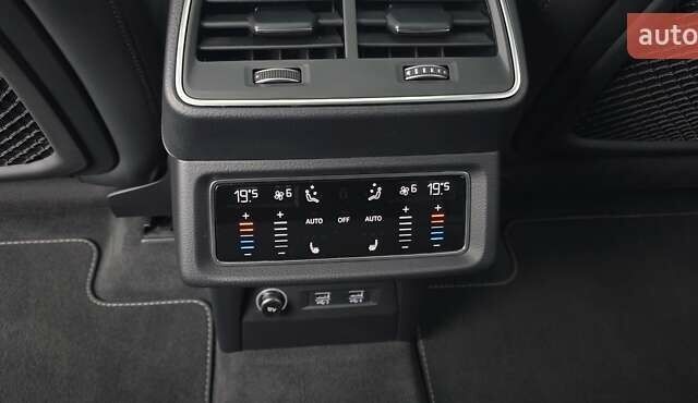 Черный Ауди E-Tron, объемом двигателя 0 л и пробегом 138 тыс. км за 29900 $, фото 54 на Automoto.ua