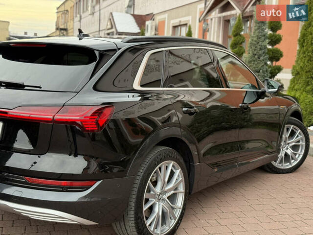 Чорний Ауді E-Tron, об'ємом двигуна 0 л та пробігом 51 тис. км за 31499 $, фото 32 на Automoto.ua