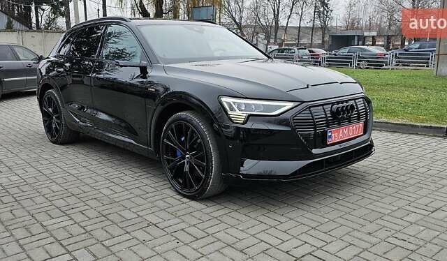 Чорний Ауді E-Tron, об'ємом двигуна 0 л та пробігом 120 тис. км за 33500 $, фото 43 на Automoto.ua