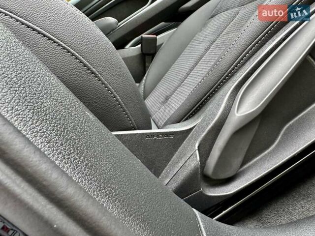 Черный Ауди E-Tron, объемом двигателя 0 л и пробегом 159 тыс. км за 24000 $, фото 105 на Automoto.ua