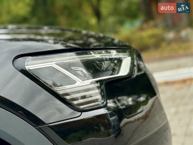 Чорний Ауді E-Tron, об'ємом двигуна 0 л та пробігом 159 тис. км за 24500 $, фото 10 на Automoto.ua