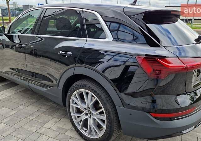 Черный Ауди E-Tron, объемом двигателя 0 л и пробегом 36 тыс. км за 26000 $, фото 29 на Automoto.ua