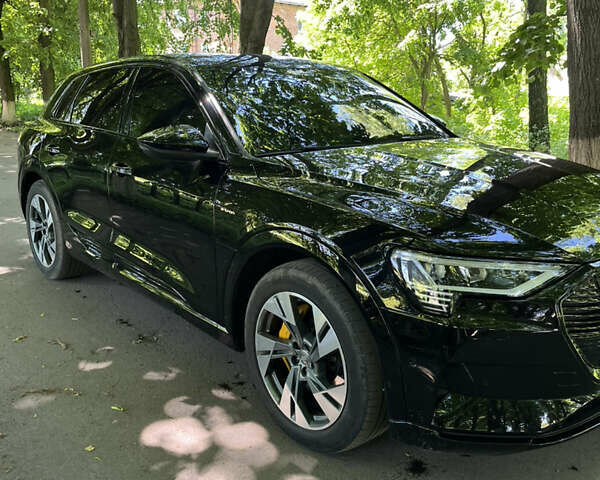 Черный Ауди E-Tron, объемом двигателя 0 л и пробегом 199 тыс. км за 27999 $, фото 18 на Automoto.ua