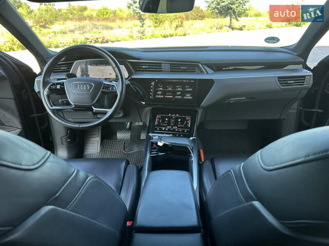 Черный Ауди E-Tron, объемом двигателя 0 л и пробегом 119 тыс. км за 29999 $, фото 24 на Automoto.ua