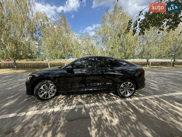 Чорний Ауді E-Tron, об'ємом двигуна 0 л та пробігом 87 тис. км за 38000 $, фото 3 на Automoto.ua