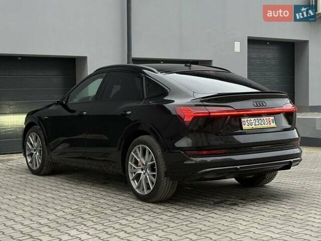 Черный Ауди E-Tron, объемом двигателя 0 л и пробегом 105 тыс. км за 35990 $, фото 7 на Automoto.ua