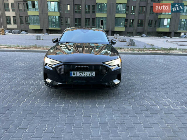Черный Ауди E-Tron, объемом двигателя 0 л и пробегом 58 тыс. км за 34500 $, фото 18 на Automoto.ua