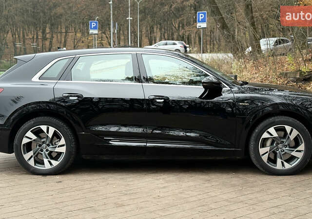 Черный Ауди E-Tron, объемом двигателя 0 л и пробегом 146 тыс. км за 27500 $, фото 5 на Automoto.ua