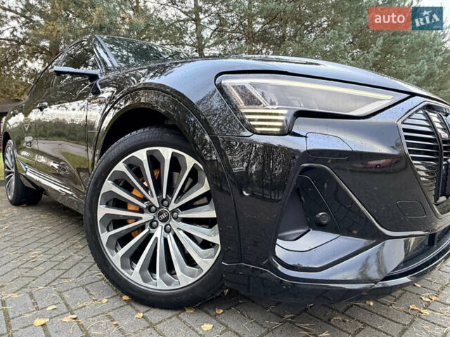 Черный Ауди E-Tron, объемом двигателя 0 л и пробегом 155 тыс. км за 33300 $, фото 3 на Automoto.ua