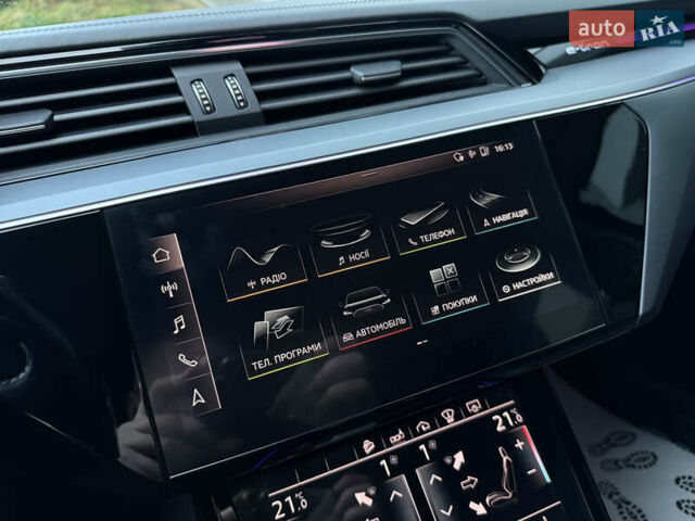 Черный Ауди E-Tron, объемом двигателя 0 л и пробегом 150 тыс. км за 27499 $, фото 83 на Automoto.ua