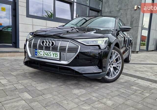 Черный Ауди E-Tron, объемом двигателя 0 л и пробегом 36 тыс. км за 26000 $, фото 30 на Automoto.ua