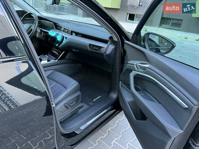 Черный Ауди E-Tron, объемом двигателя 0 л и пробегом 58 тыс. км за 34500 $, фото 8 на Automoto.ua