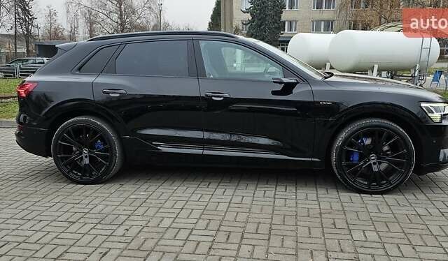Чорний Ауді E-Tron, об'ємом двигуна 0 л та пробігом 120 тис. км за 33500 $, фото 37 на Automoto.ua