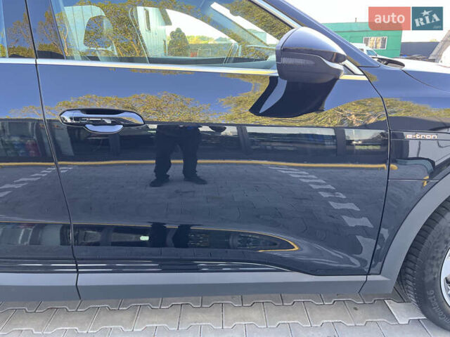 Чорний Ауді E-Tron, об'ємом двигуна 0 л та пробігом 81 тис. км за 26500 $, фото 70 на Automoto.ua