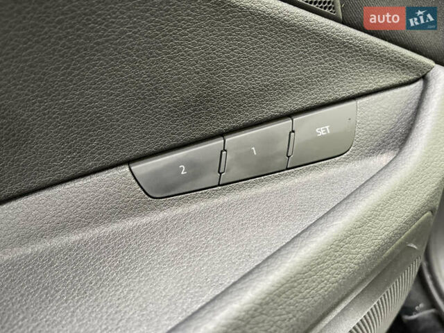 Чорний Ауді E-Tron, об'ємом двигуна 0 л та пробігом 78 тис. км за 26500 $, фото 22 на Automoto.ua