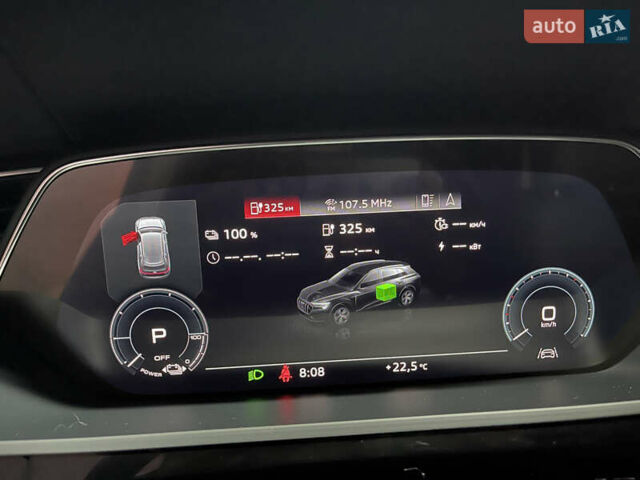 Черный Ауди E-Tron, объемом двигателя 0 л и пробегом 67 тыс. км за 29999 $, фото 2 на Automoto.ua