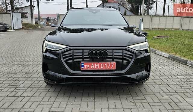 Чорний Ауді E-Tron, об'ємом двигуна 0 л та пробігом 120 тис. км за 33500 $, фото 46 на Automoto.ua
