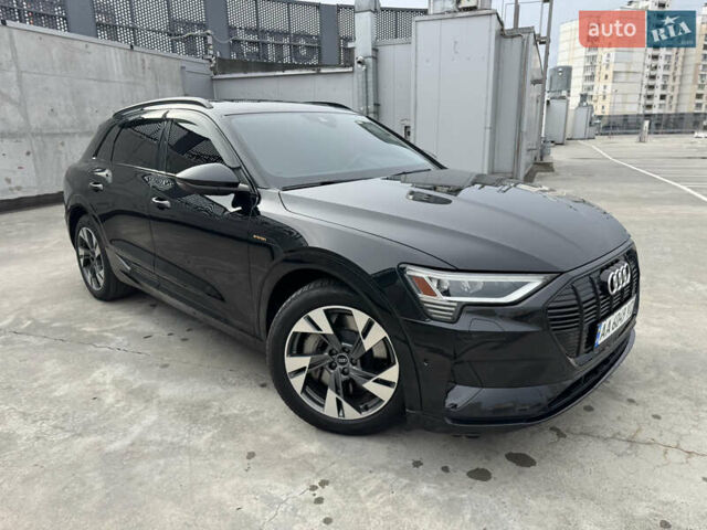 Чорний Ауді E-Tron, об'ємом двигуна 0 л та пробігом 155 тис. км за 30999 $, фото 22 на Automoto.ua