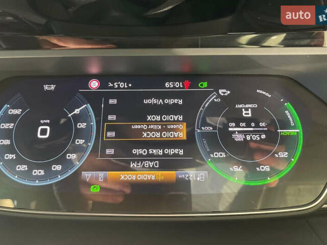 Черный Ауди E-Tron, объемом двигателя 0 л и пробегом 125 тыс. км за 21700 $, фото 11 на Automoto.ua