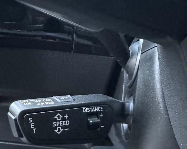 Чорний Ауді E-Tron, об'ємом двигуна 0 л та пробігом 253 тис. км за 24200 $, фото 34 на Automoto.ua