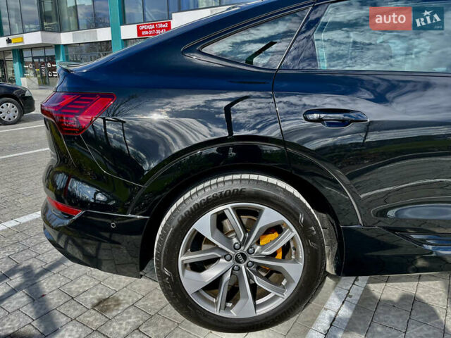 Чорний Ауді E-Tron, об'ємом двигуна 0 л та пробігом 85 тис. км за 32800 $, фото 5 на Automoto.ua