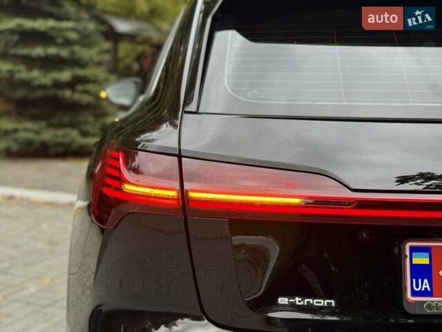 Черный Ауди E-Tron, объемом двигателя 0 л и пробегом 159 тыс. км за 24000 $, фото 64 на Automoto.ua
