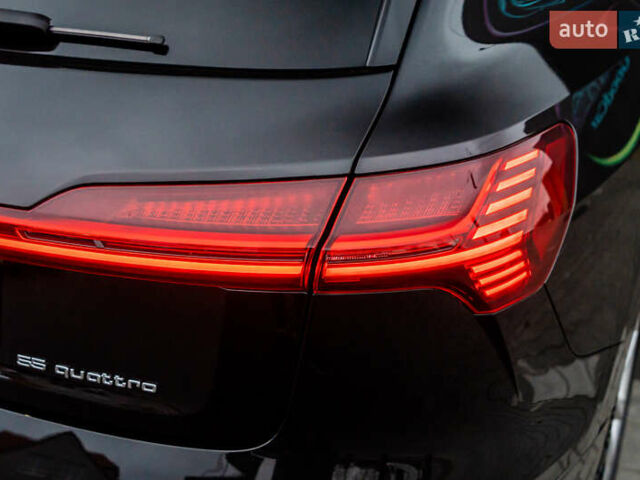 Чорний Ауді E-Tron, об'ємом двигуна 0 л та пробігом 75 тис. км за 29900 $, фото 28 на Automoto.ua