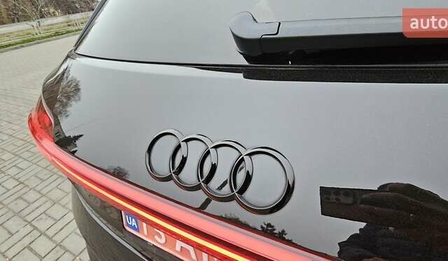 Чорний Ауді E-Tron, об'ємом двигуна 0 л та пробігом 120 тис. км за 33500 $, фото 91 на Automoto.ua