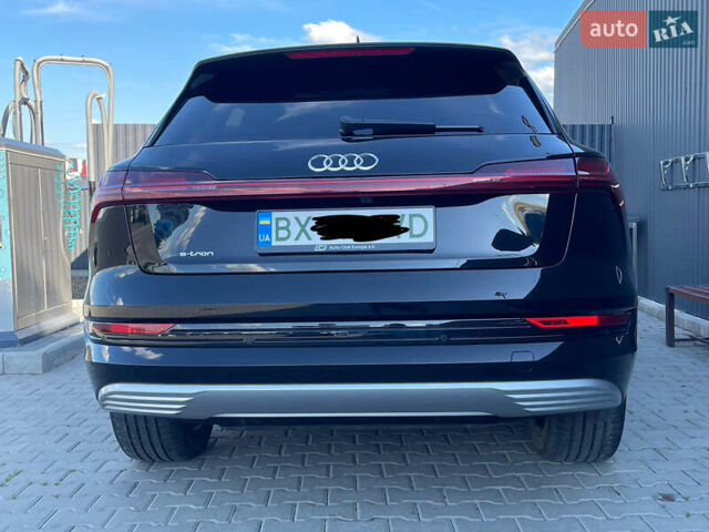 Черный Ауди E-Tron, объемом двигателя 0 л и пробегом 67 тыс. км за 29999 $, фото 13 на Automoto.ua