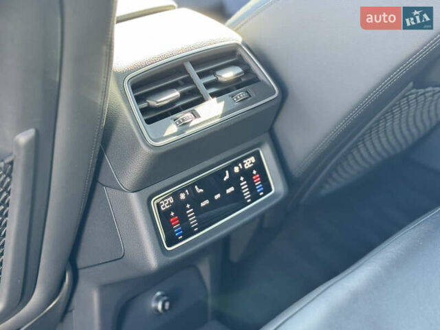 Черный Ауди E-Tron, объемом двигателя 0 л и пробегом 126 тыс. км за 27500 $, фото 14 на Automoto.ua