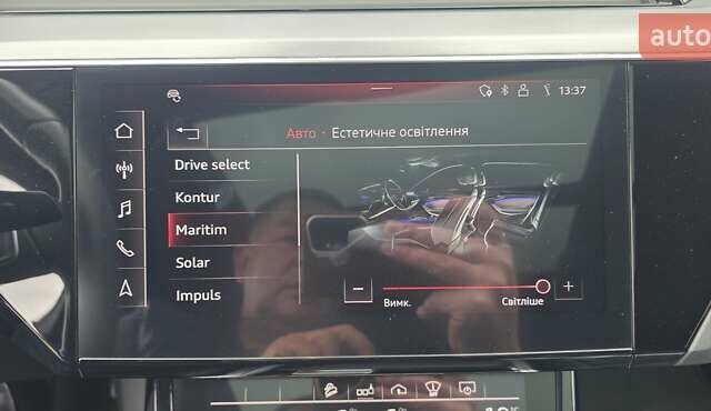 Черный Ауди E-Tron, объемом двигателя 0 л и пробегом 138 тыс. км за 29900 $, фото 76 на Automoto.ua