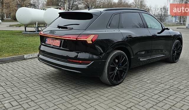 Чорний Ауді E-Tron, об'ємом двигуна 0 л та пробігом 120 тис. км за 33500 $, фото 35 на Automoto.ua