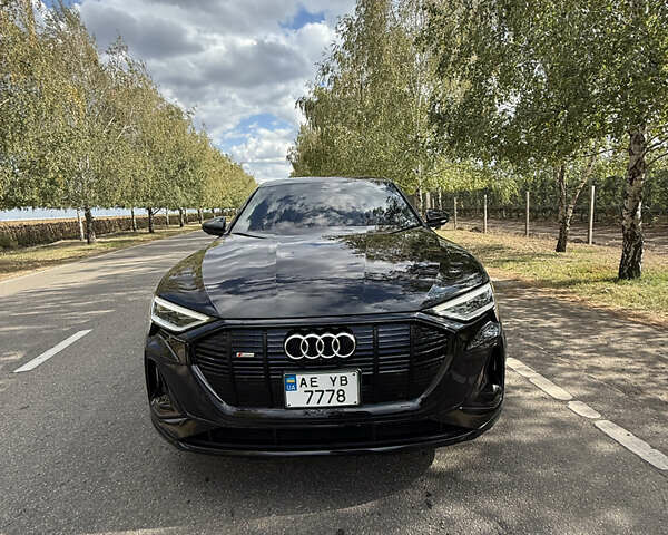 Чорний Ауді E-Tron, об'ємом двигуна 0 л та пробігом 87 тис. км за 38000 $, фото 1 на Automoto.ua