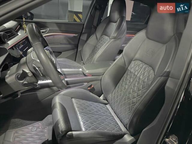 Черный Ауди E-Tron, объемом двигателя 0 л и пробегом 95 тыс. км за 30900 $, фото 22 на Automoto.ua