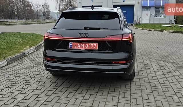 Чорний Ауді E-Tron, об'ємом двигуна 0 л та пробігом 120 тис. км за 33500 $, фото 33 на Automoto.ua
