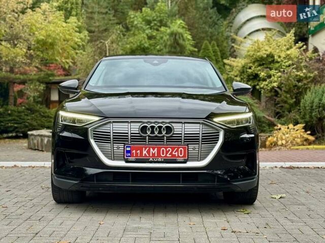 Чорний Ауді E-Tron, об'ємом двигуна 0 л та пробігом 159 тис. км за 24500 $, фото 27 на Automoto.ua