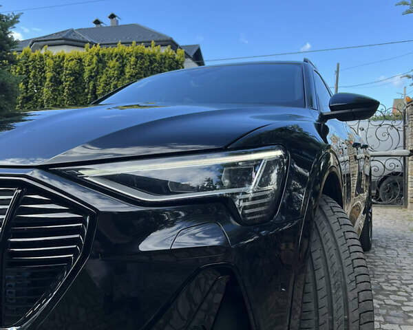 Черный Ауди E-Tron, объемом двигателя 0 л и пробегом 133 тыс. км за 28000 $, фото 14 на Automoto.ua