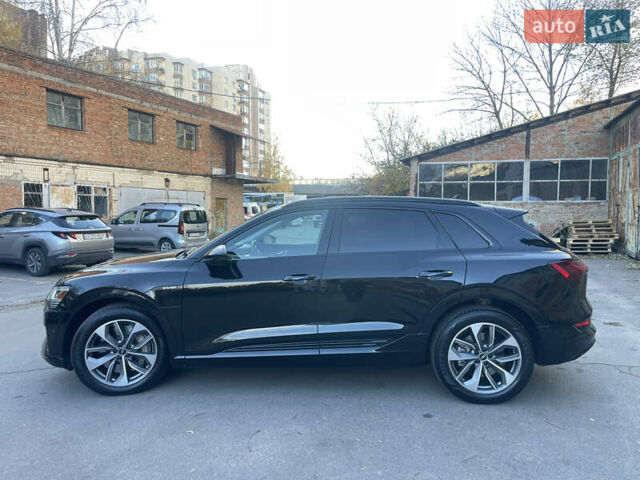 Ауди E-Tron 2020 в Виннице на Automoto.ua Черный Ауди E-Tron, объемом двигателя 0 л и пробегом 119 тыс. км за 28400 $, фото 5 на Automoto.ua