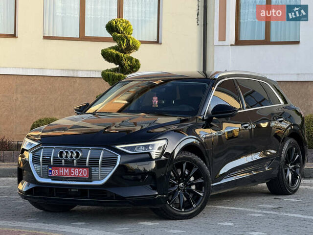 Чорний Ауді E-Tron, об'ємом двигуна 0 л та пробігом 150 тис. км за 25900 $, фото 26 на Automoto.ua