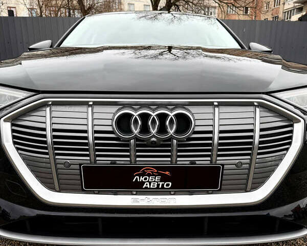 Черный Ауди E-Tron, объемом двигателя 0 л и пробегом 32 тыс. км за 35500 $, фото 6 на Automoto.ua