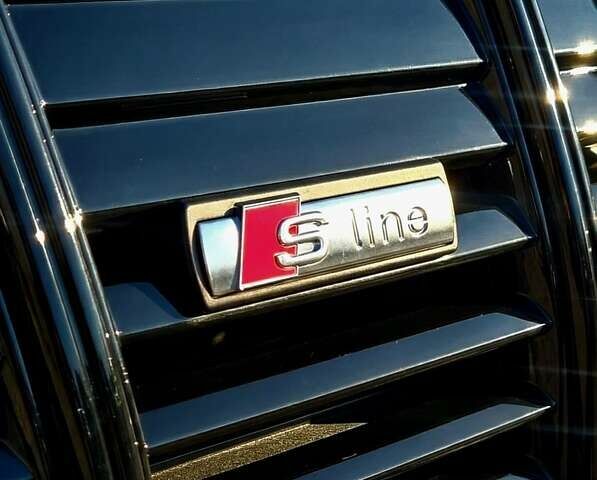 Чорний Ауді E-Tron, об'ємом двигуна 0 л та пробігом 33 тис. км за 28500 $, фото 7 на Automoto.ua