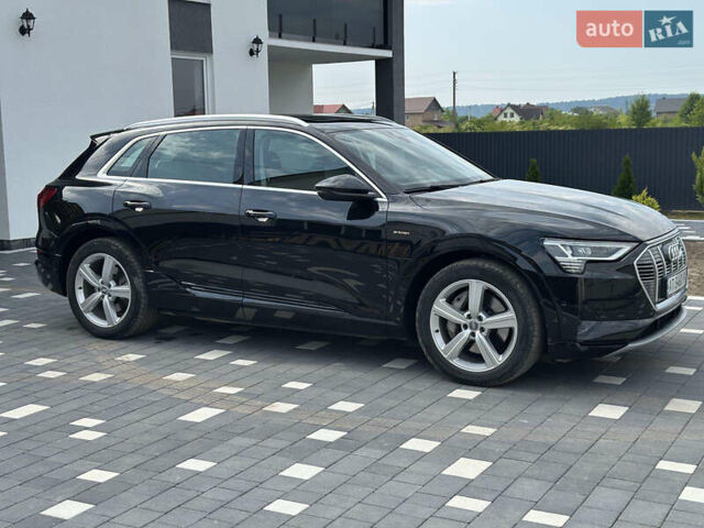 Черный Ауди E-Tron, объемом двигателя 0 л и пробегом 130 тыс. км за 26500 $, фото 6 на Automoto.ua