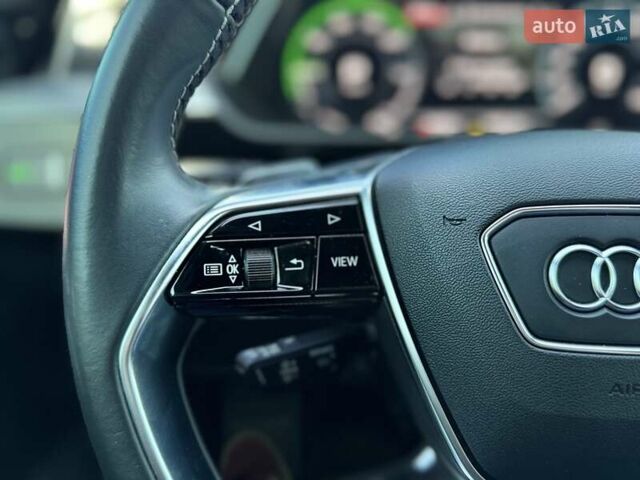 Ауді E-Tron 2020 у Києві на Automoto.ua Чорний Ауді E-Tron, об'ємом двигуна 0 л та пробігом 44 тис. км за 35999 $, фото 41 на Automoto.ua