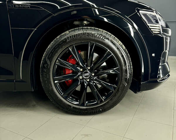 Черный Ауди E-Tron, объемом двигателя 0 л и пробегом 38 тыс. км за 39999 $, фото 6 на Automoto.ua