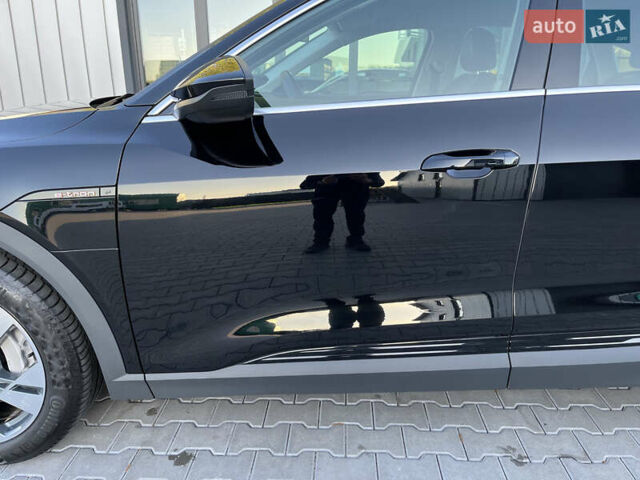 Чорний Ауді E-Tron, об'ємом двигуна 0 л та пробігом 81 тис. км за 26500 $, фото 64 на Automoto.ua