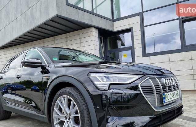 Черный Ауди E-Tron, объемом двигателя 0 л и пробегом 36 тыс. км за 26000 $, фото 9 на Automoto.ua