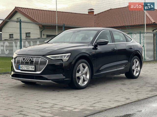 Чорний Ауді E-Tron, об'ємом двигуна 0 л та пробігом 78 тис. км за 26500 $, фото 1 на Automoto.ua