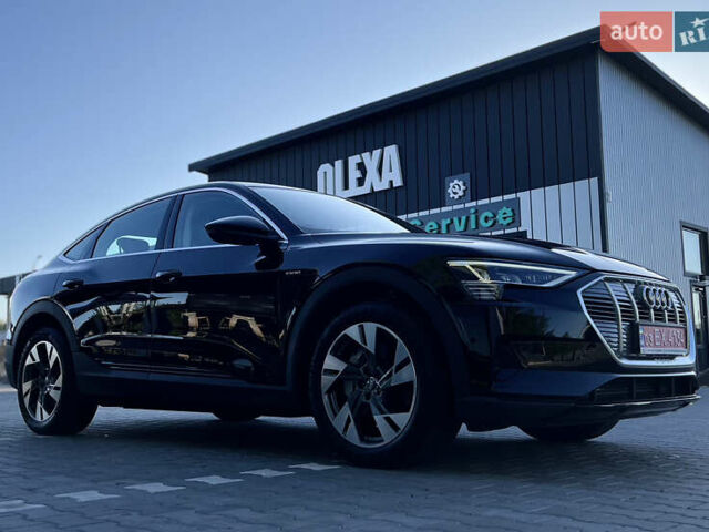 Чорний Ауді E-Tron, об'ємом двигуна 0 л та пробігом 81 тис. км за 26500 $, фото 12 на Automoto.ua