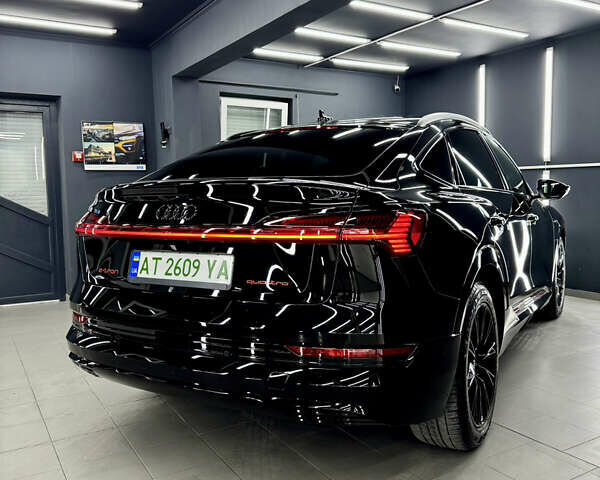 Черный Ауди E-Tron, объемом двигателя 0 л и пробегом 38 тыс. км за 39999 $, фото 5 на Automoto.ua